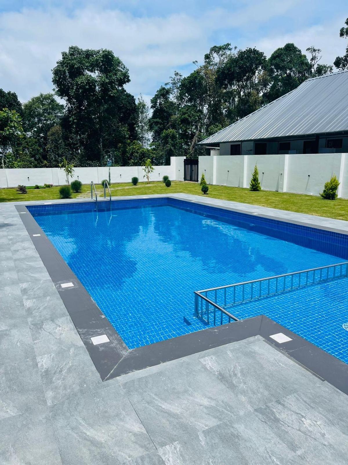 The Windy Mist Resort Munnar Chinnakanal Екстер'єр фото